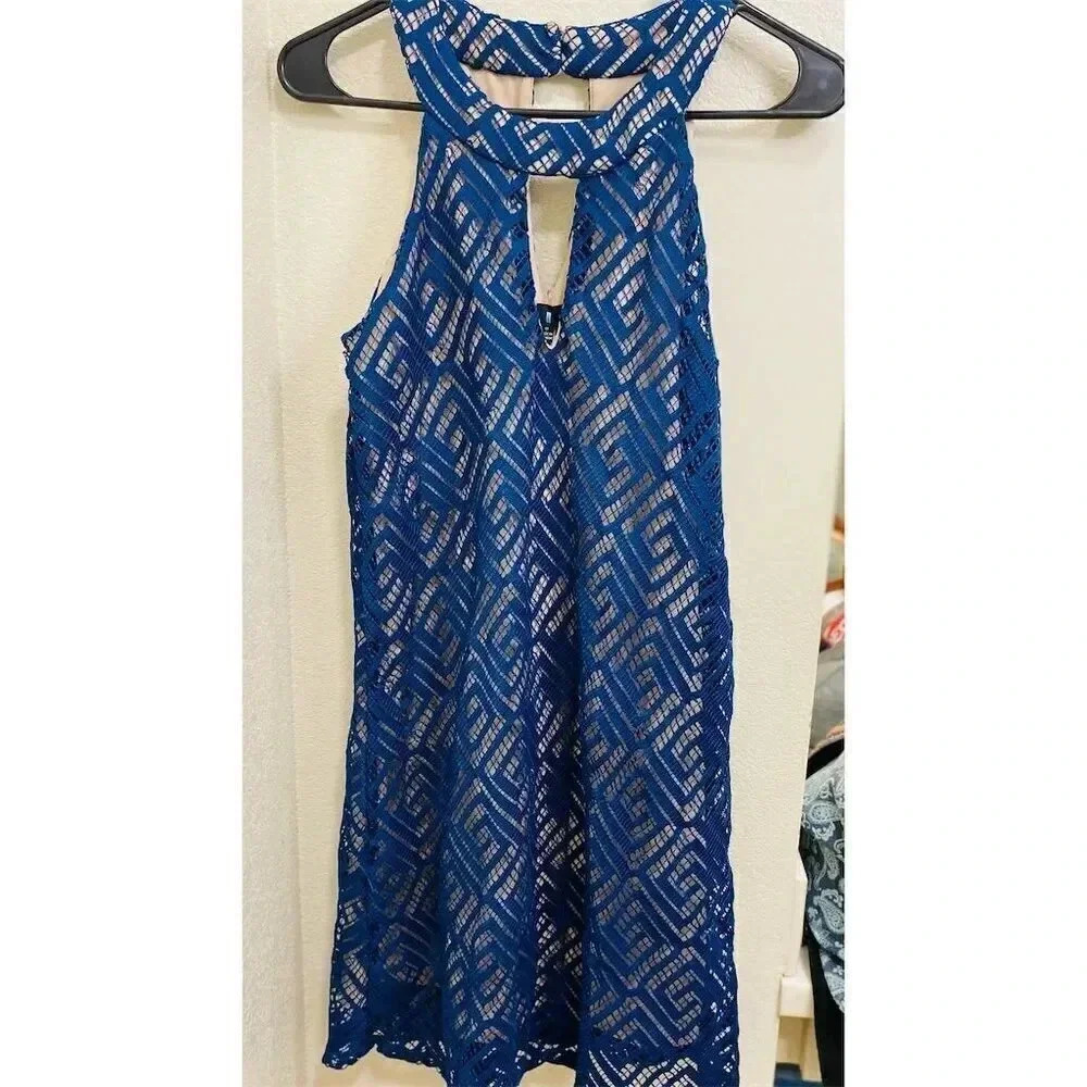 Bluet Women's Blue Lace Halter Mini Dress Size 8 Party Cocktail Keyhole Detail